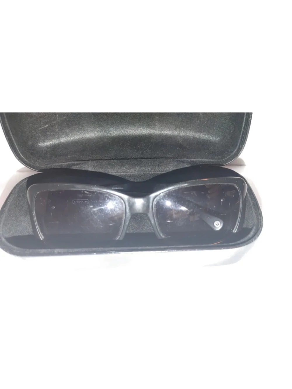 Coach Jenni Sunglasses & Clamshell Case
